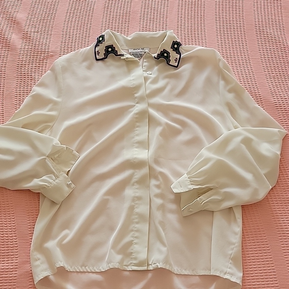 Rouie Embroidered Vintage Button-down Shirt 10